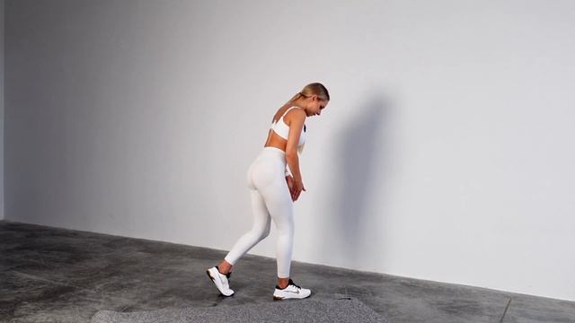 Эффективная тренировка на ягодицы с собственным весом тела смотреть онлайн