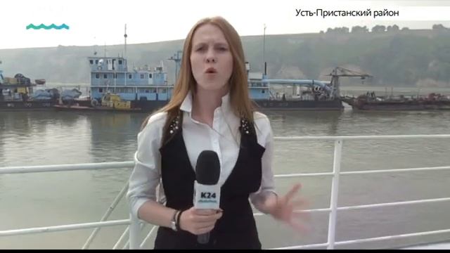 Дноуглубительные работы проходят на реке Обь смотреть онлайн