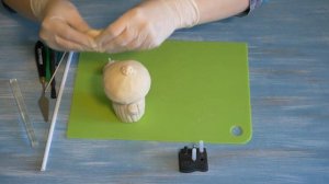 Поделки в садик. Лепим гриб из соленого теста