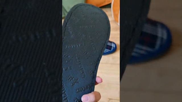 Закрытые домашние мужские тапочки от бренда Smile of Mister смотреть онлайн