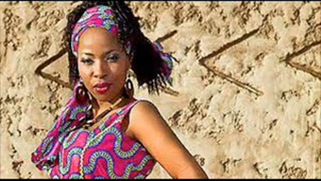 Velile - Ela Ela E смотреть онлайн