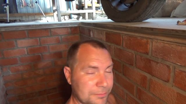 Первые ремонты на новой смотровой яме смотреть онлайн