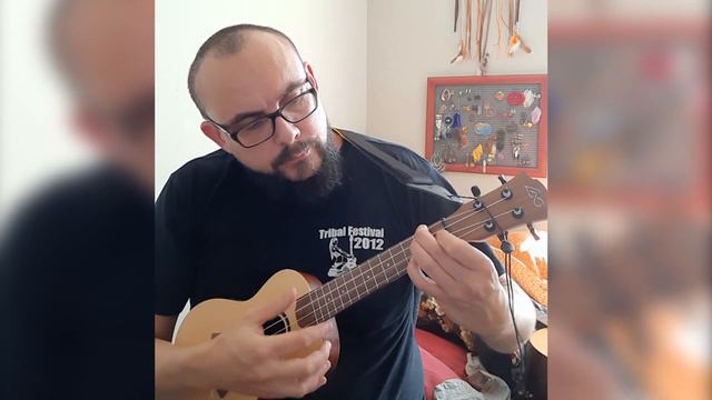 Santa Lucia (Fingerstyle Ukulele) смотреть онлайн