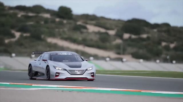 Nissan Leaf RC Nismo Highlights смотреть онлайн