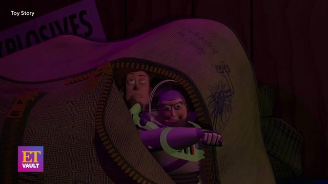 See Tom Hanks and Tim Allen REACT to Their Toy Story Action Figures смотреть онлайн