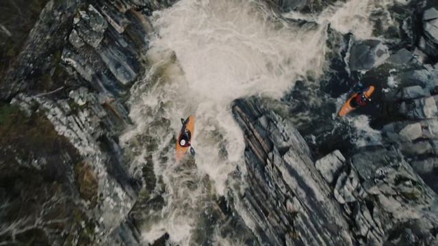 Setting the Firecracker off in Scotland смотреть онлайн