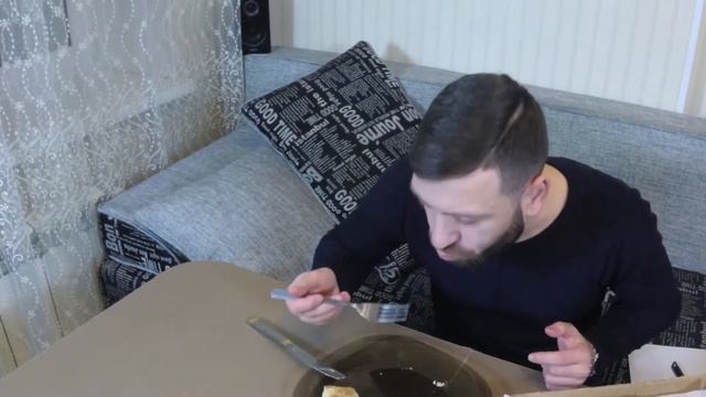 Обзор осетинских пирогов и пиццы от пекарни Осетия в Москве. Проверка доставки по купону Biglion! смотреть онлайн