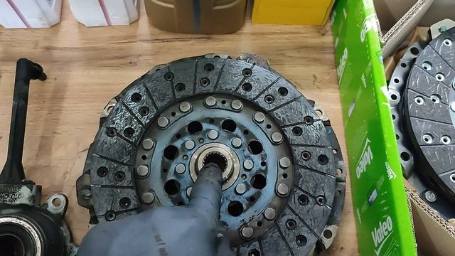 Zamjena kvačila na koreancu / Zašto i kako mjenjamo sve na 100000km / KIA Sportage 2 смотреть онлайн