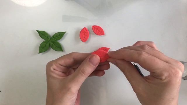 How to Make POINSETTIA | EASY Christmas Polymer Clay Tutorial смотреть онлайн