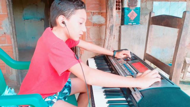 Criando Ritimo Forró Romântico No Teclado Yamaha PSR 550 смотреть онлайн
