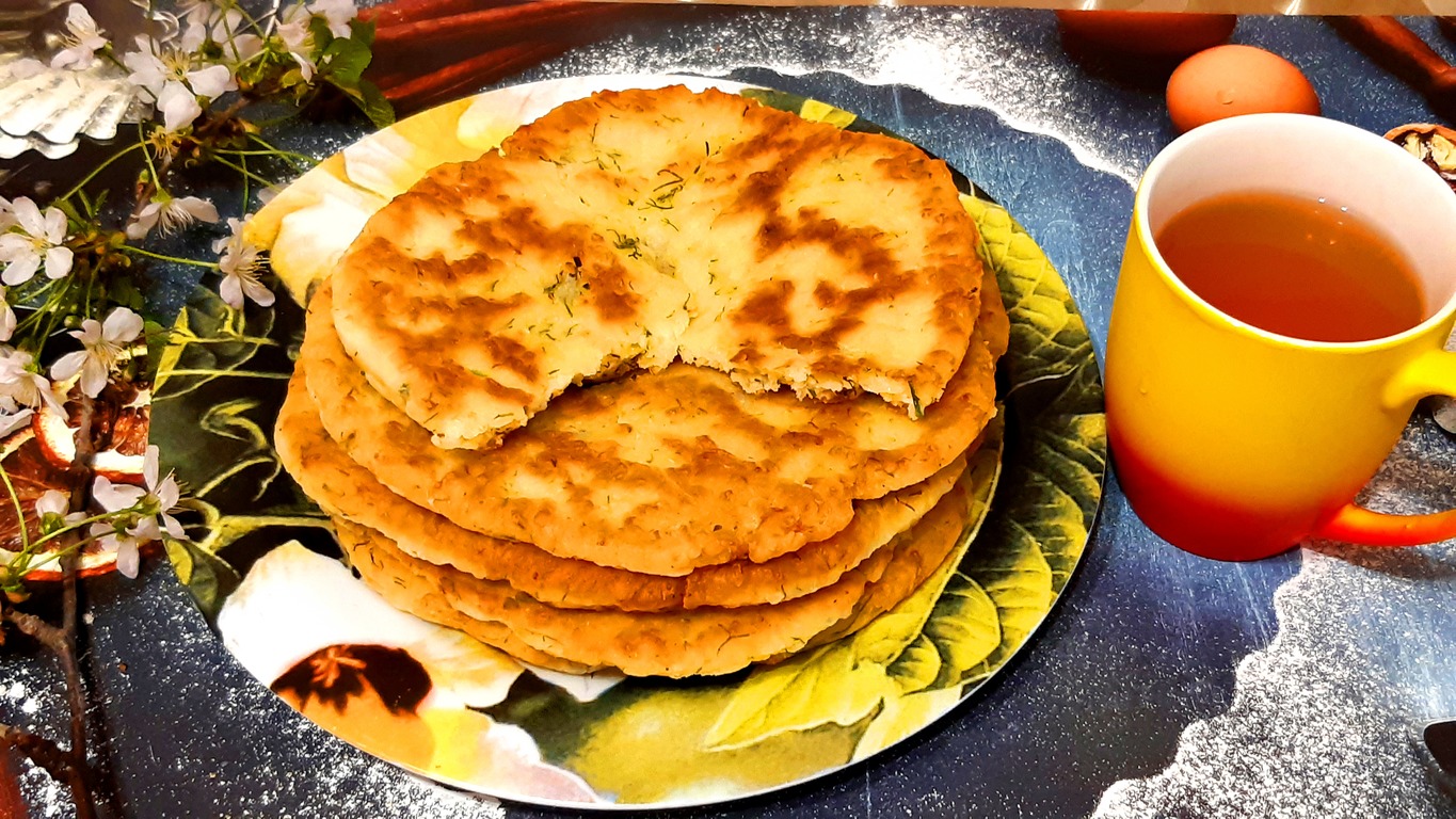 СЫРНЫЕ ЛЕПЁШКИ Кулинарный рецепт смотреть онлайн