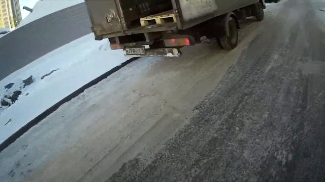 КАТАЮ ПО ПАРКУ смотреть онлайн