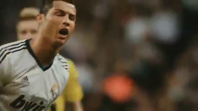 Cristiano Ronaldo Crazy Skills - 2013