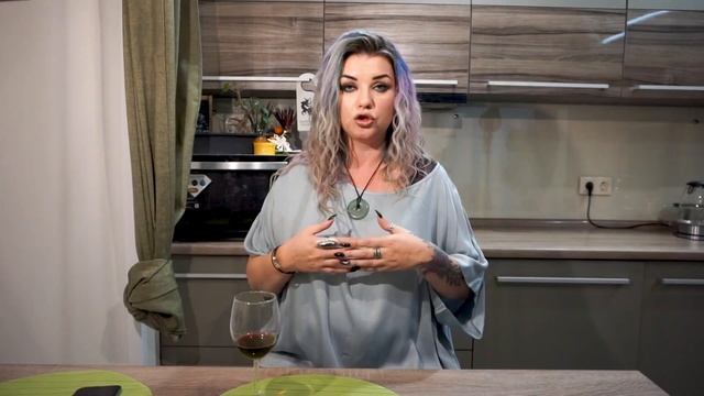 КАК РАСПОЗНАТЬ ЛЮБОВНЫЙ ПРИВОРОТ смотреть онлайн