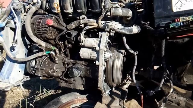 Nissan Note, Двигатель HR16 смотреть онлайн
