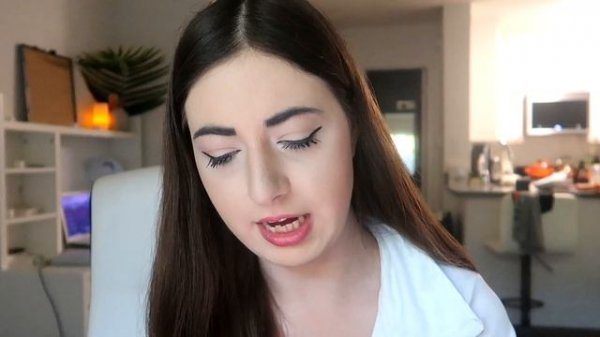 WATCHING FOOT FETISH VIDEOS AND FOOT JOBS