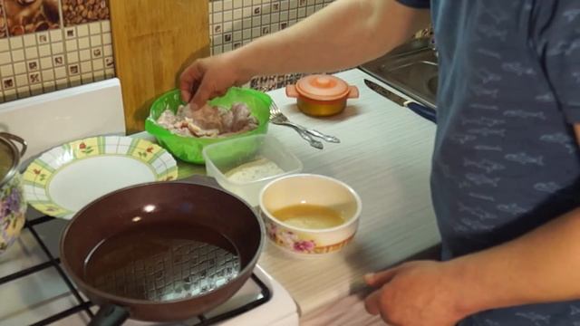 КАК ПРИГОТОВИТЬ ВКУСНЫЙ УЖИН (ОТБИВНЫЕ + ПЮРЕ) | РЕЦЕПТ смотреть онлайн