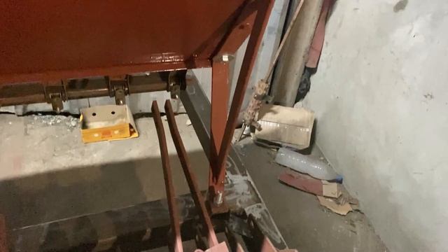 Саморобна навісна сівалка сошникова типу СЗ 1,9. Процес зварювання рами. смотреть онлайн