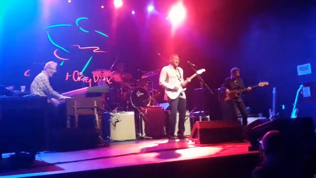 Robert Cray Band - You're Everything - En Vorterix 28-07-2019 смотреть онлайн