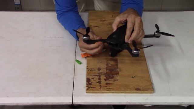 Drone Crash - Repair Broken Arms after Crash - Holy Stone HS720 4K смотреть онлайн
