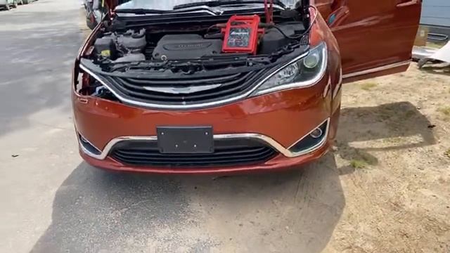 2018 CHRYSLER PACIFICA 3.6 E-Hybrid - 15000$. Авто из США ??. смотреть онлайн
