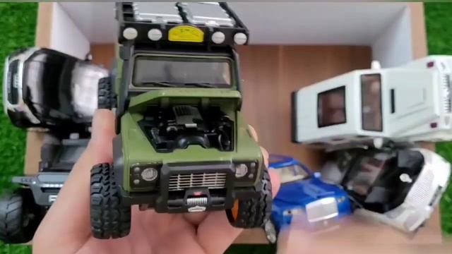 Box full off model cars,toyota Land Cruiser,Audi Q8,Maybach s600,benzeG63,Aston Martin,Hammer смотреть онлайн