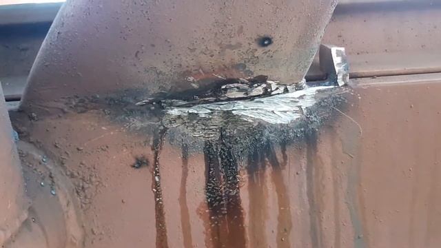 Вода в раскосах козлового крана стала причиной трещины в металлоконструкции смотреть онлайн