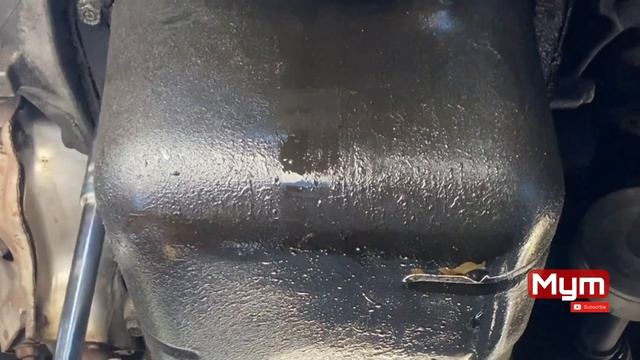 Fuga de aceite en la tapadera del cárter en Honda Civic 2000 LX смотреть онлайн