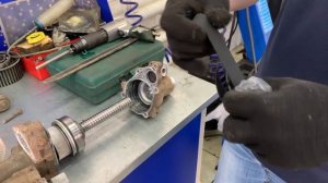 Как отремонтировать рулевую рейку Range Rover Evoque