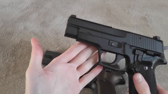 SIG P226 - U.S. vs W. German смотреть онлайн