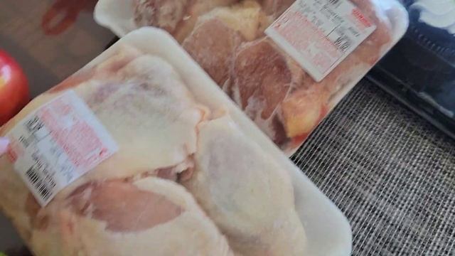 БЕСПЛАТНАЯ ЕДА СЕГОДНЯ ОЧЕНЬ ВКУСНЫЕ ПРОДУКТЫ смотреть онлайн