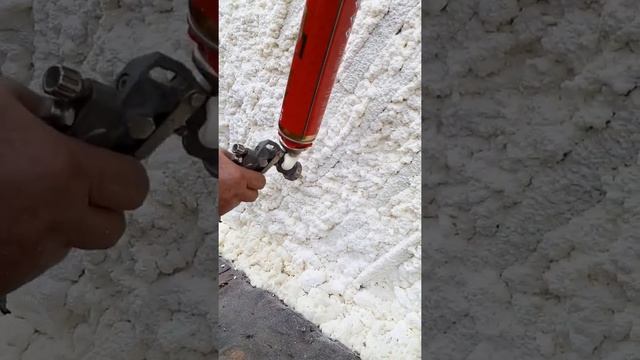 Напыление монтажной пены на стену для утепления смотреть онлайн