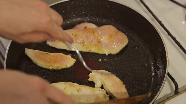 Жареное филе - Легкий домашний рецепт из курицы смотреть онлайн