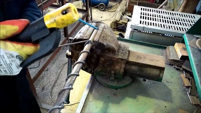 Шнек своими руками из НИЧЕГО. Быстро и просто. Homemade auger. смотреть онлайн
