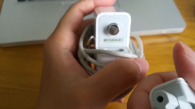 Apple MagSafe 85W Power Adapter : phân biệt thật (Genuine) vs giả (fake) смотреть онлайн