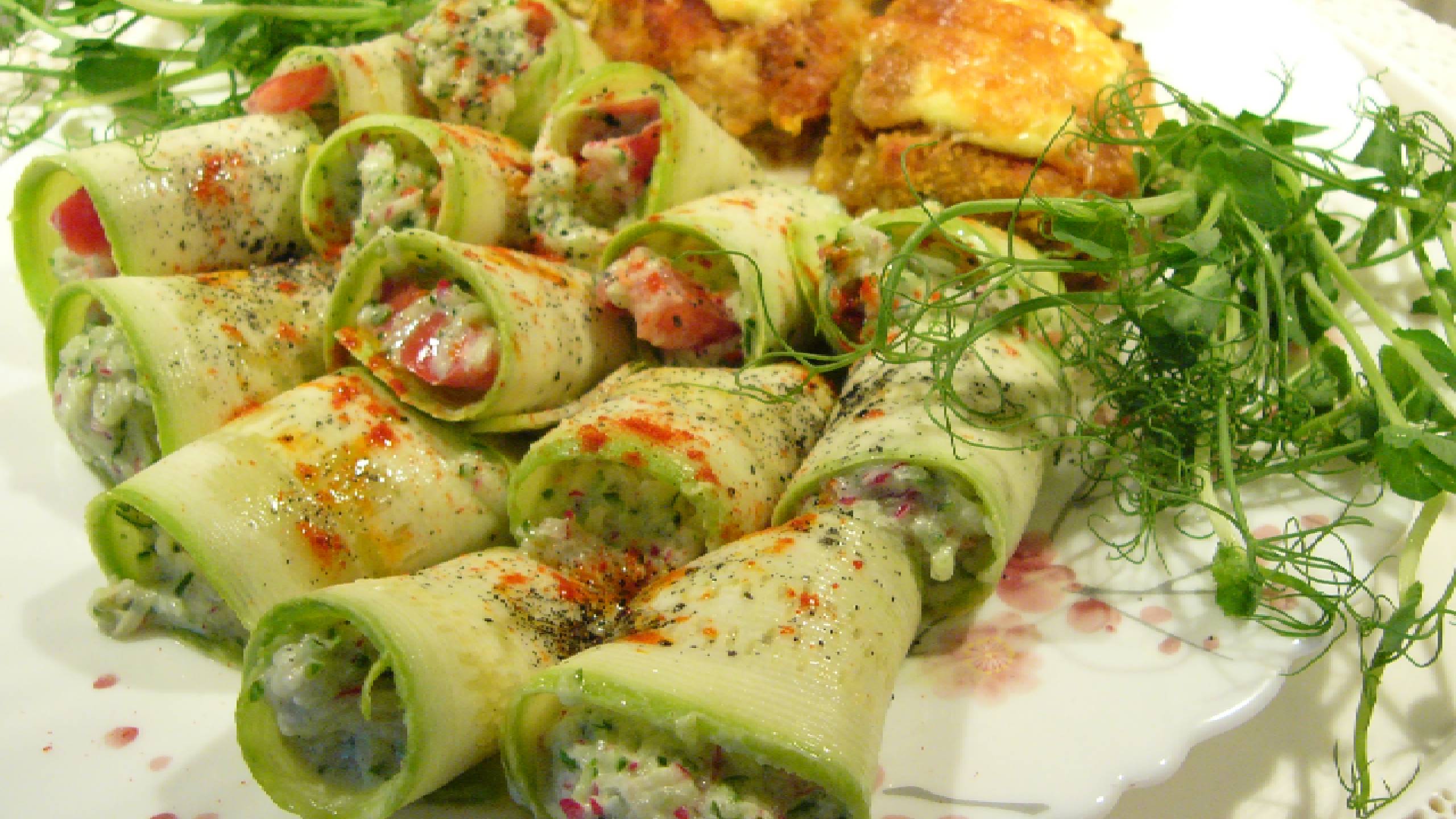 Вкусная весенняя закуска из свежих овощей. смотреть онлайн