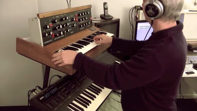 Led Zeppelin In the light - Intro on Minimoog D смотреть онлайн