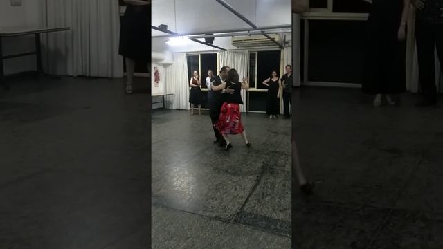 Demo - La Viruta - Clase de Tango (11/11/2022) смотреть онлайн