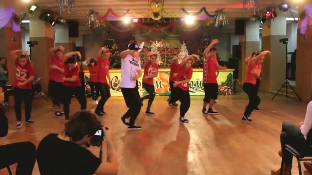 Dance 4U "ЗА ЗИМОЙ"!!! Группа Hip Hop All and Hip Hop TOP, choreo by Никита Безухов и Олег Уланов смотреть онлайн