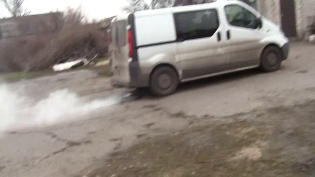 Промывка сажевого фильтра на Опель Виваро. 3 часть. смотреть онлайн