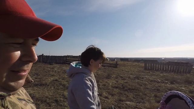 Хранение моркови в земле. Что с ней стало после зимы. Выходные в деревне. смотреть онлайн