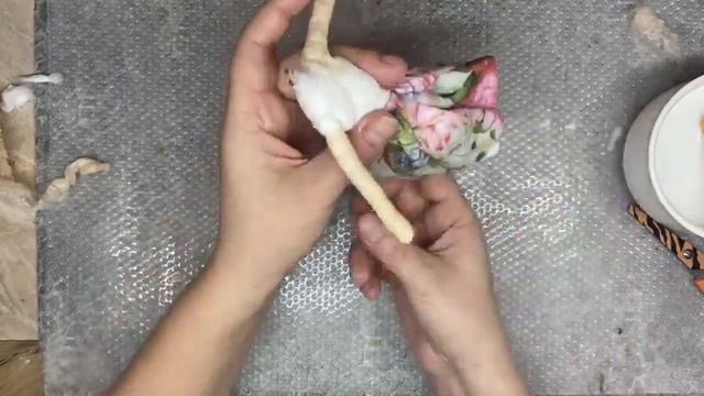 Ватная игрушка Девочка с куличом/салфетки в одежде смотреть онлайн