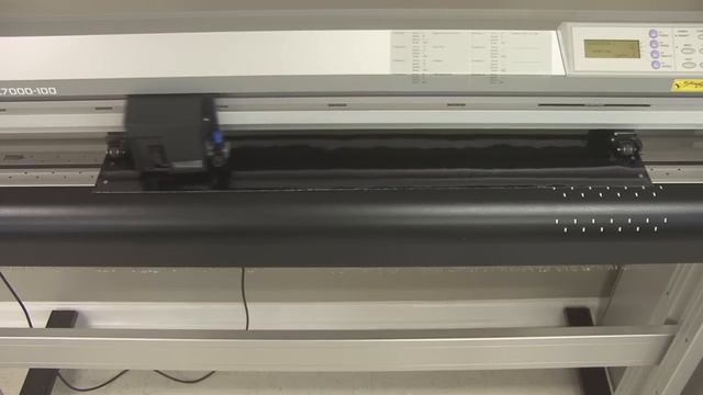 Graphtec FC7000-100 plotter / cutter смотреть онлайн