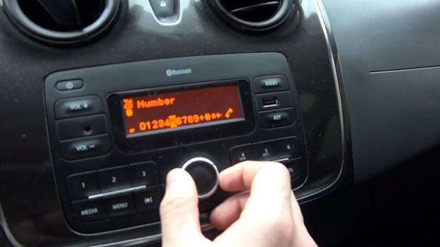 How to make Phone Call via Radio Bluetooth in Dacia Sandero ( 2011 - 2020 ) смотреть онлайн
