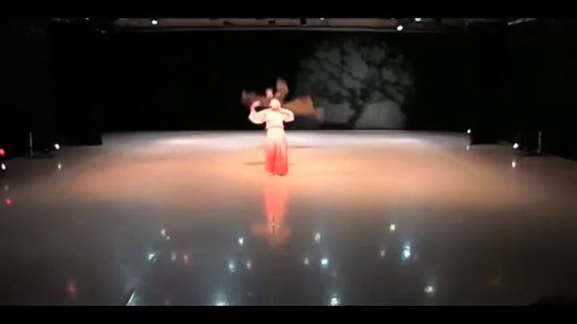Clip of "Masks" (2008) at Merce Cunningham Studios смотреть онлайн