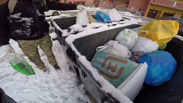 Поиск находок на мусорках, медь, латунь смотреть онлайн