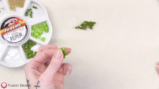 Watch how to bead the Clover Petal Set by Fusion Beads смотреть онлайн
