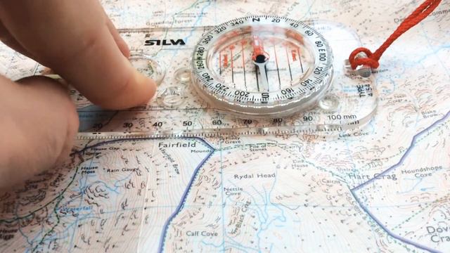 How to take a compass bearing. To determine correct safe path in poor visibility. Map & compass nav смотреть онлайн