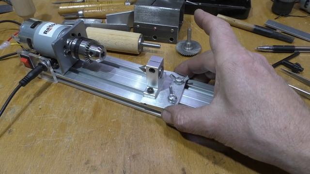 Игрушка или нет? (Токарный из Китая)