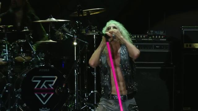 TWISTED SISTER - Full Set Performance - Bloodstock 2016